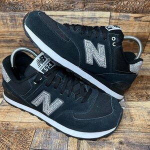 New Balance Women's 574 Core Shoes, Black/White, WL574CIE, Sz 9.5, great shape!